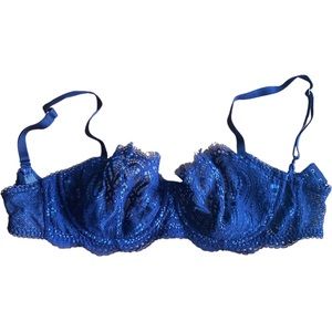 Blue lace Victorias Secret bra 36C tags are removed